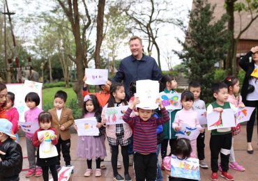 NGOẠI KHÓA MIỄN PHÍ TUẦN 1: HỌA SĨ TÍ HON