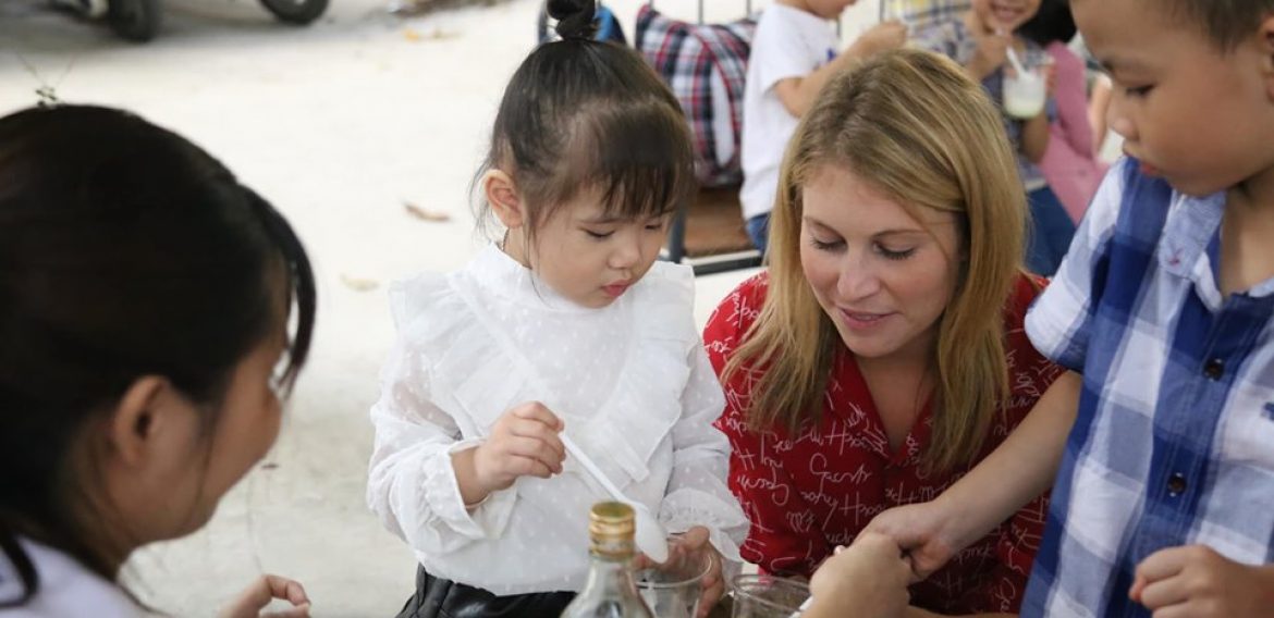 BARTENDER NHÍ – NGOẠI KHÓA KINDY 1 & 4